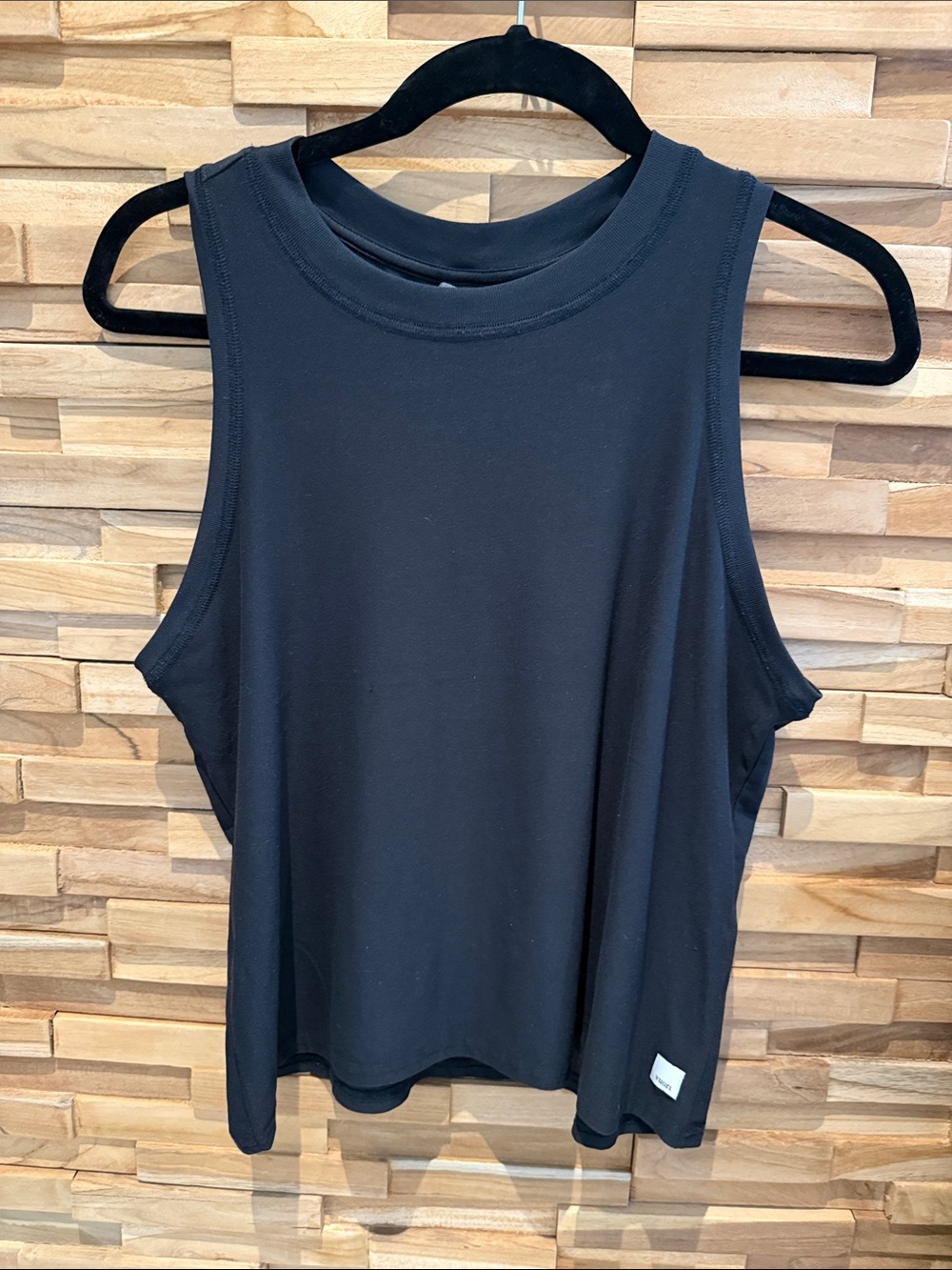 Vuori Black Sleeveless Tank Top - Women